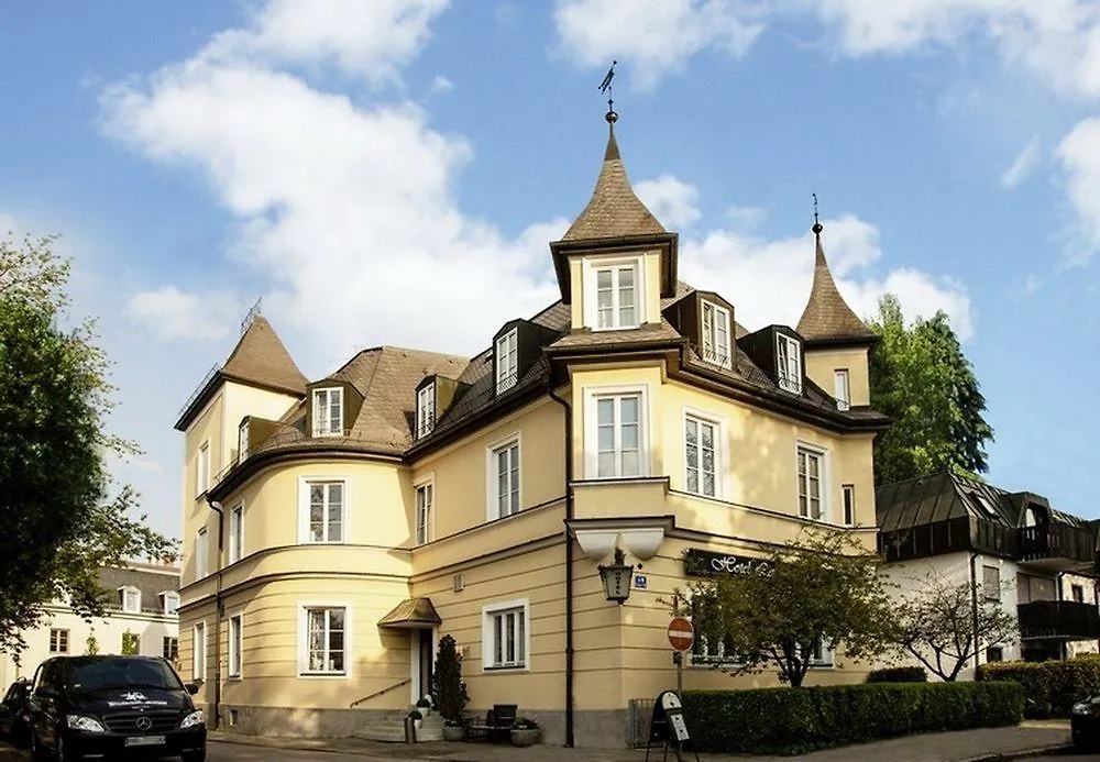 Laimer Hof Am Schloss Nymphenburg München 3*,